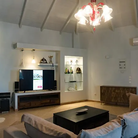 The Summer House - Ferienhaus Planos